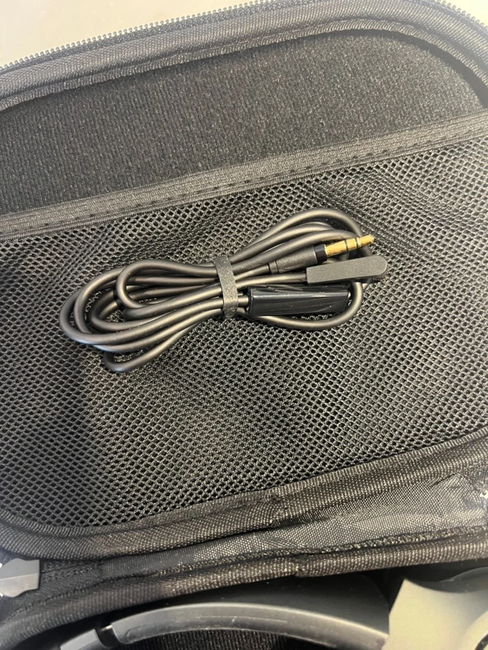 NWOT Google Wireless Headphones, Acrux, Active Noise Cancellation Mic